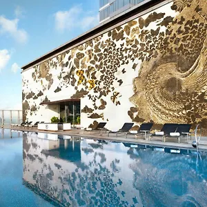 Otel W